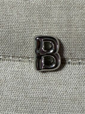 Silver 'B' Letter Charm Bead Bracelet Accent